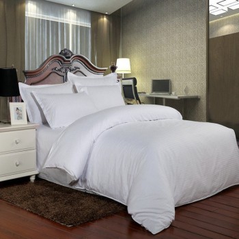 Jogo de Cama Casal com capa...